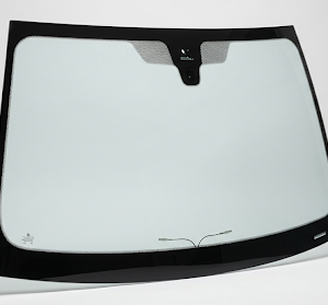 (كود 053) G12 زجاج أمامي,(أصلي مستعمل: $190 إلى $260)