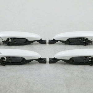 (كود 210) F39 (2019-2022) - مقابض أبواب (طقم),"(تجاري: $70 إلى $120) (أصلي مستعمل: $130 إلى $190)"